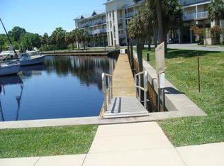54 SE 910th Ave UNIT 102, Suwannee, FL 32692