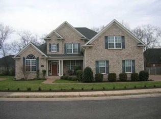 2741 Avington Ct, Murfreesboro, TN 37128