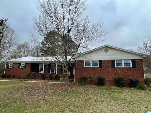 18 Hickory Dr, Brent, AL 35034