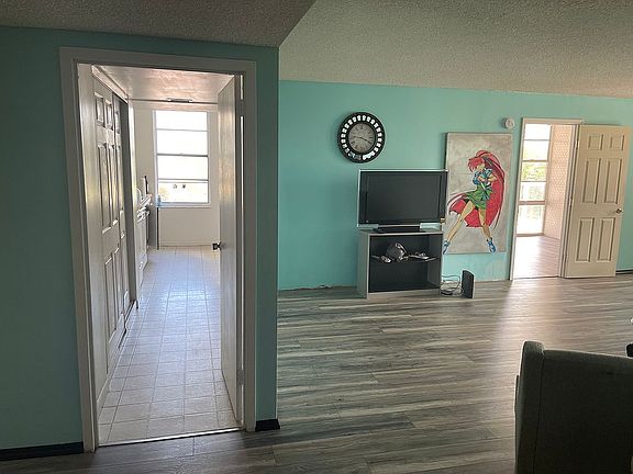 5th image of 230 174th St APT 319