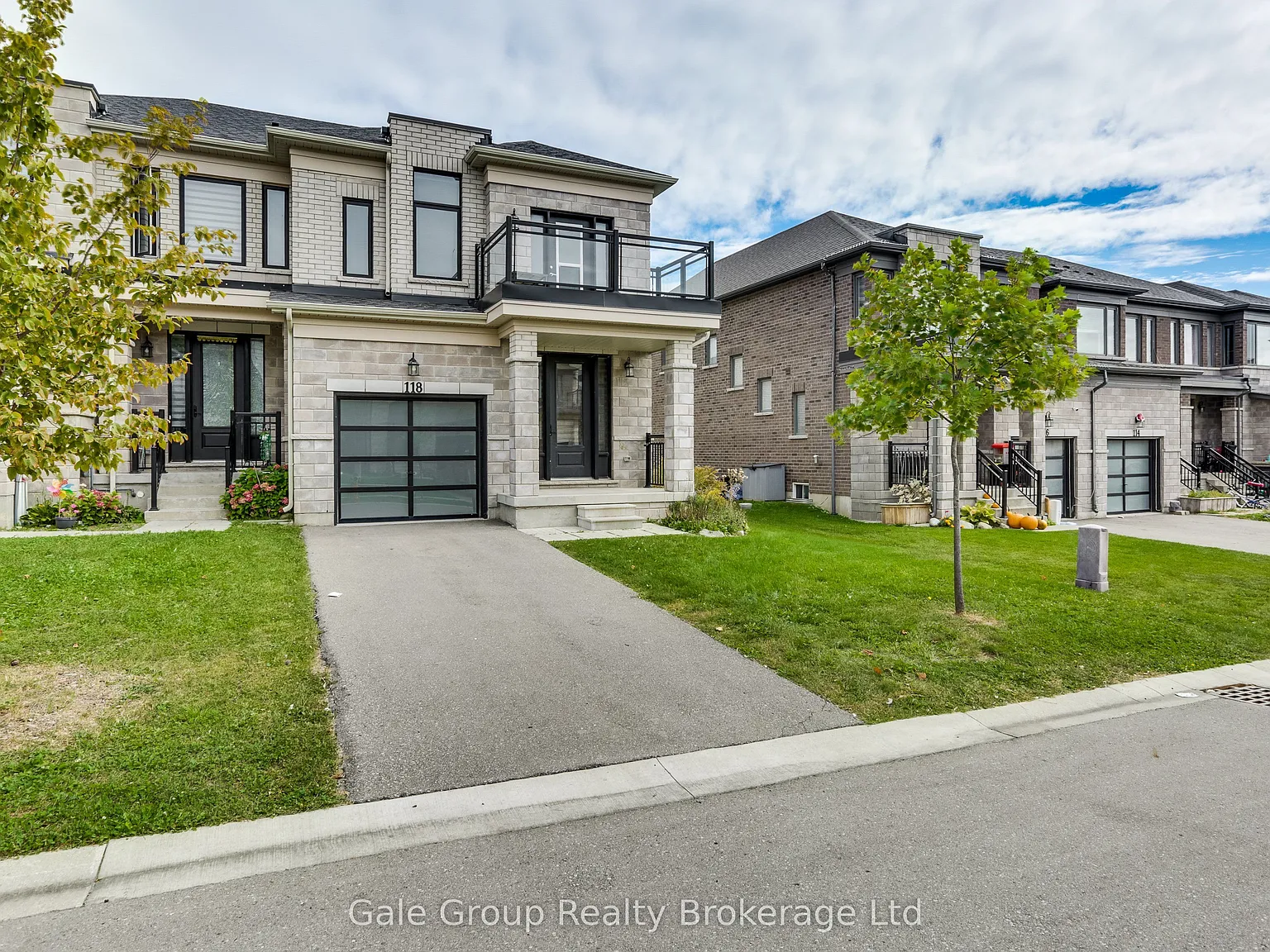 4 bed, $2,600 — Photo 1