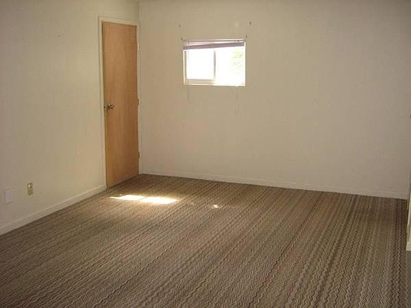 1st image of 183 Hildreth Pl #1
