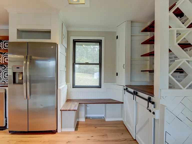 551 Bonerwood Dr — Photo 6