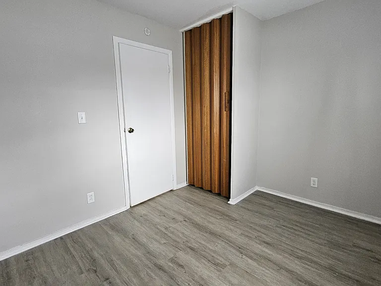 7812 Souter Dr — Photo 7