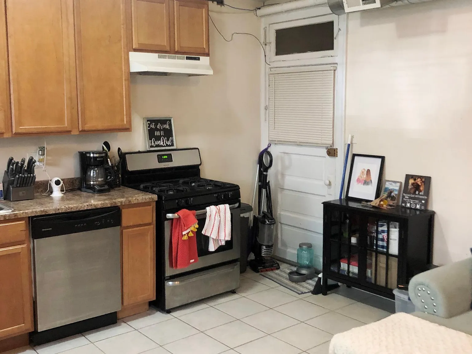 1 bed, 800 sqft, $2,295 — Photo 3