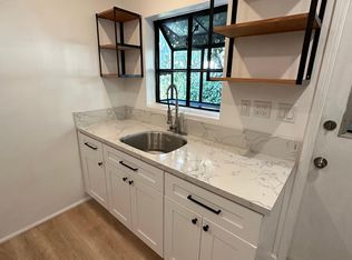 3660 Regal Pl, Los Angeles, CA 90068