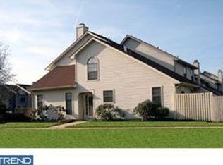 196 Crown Prince Dr, Marlton, NJ
