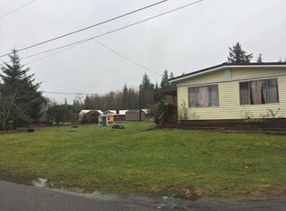 656 Elm St, Raymond, WA 98577