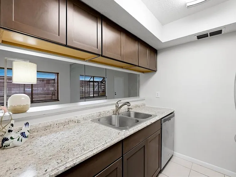 2420 Winding Creek Blvd #M-105 — Photo 10
