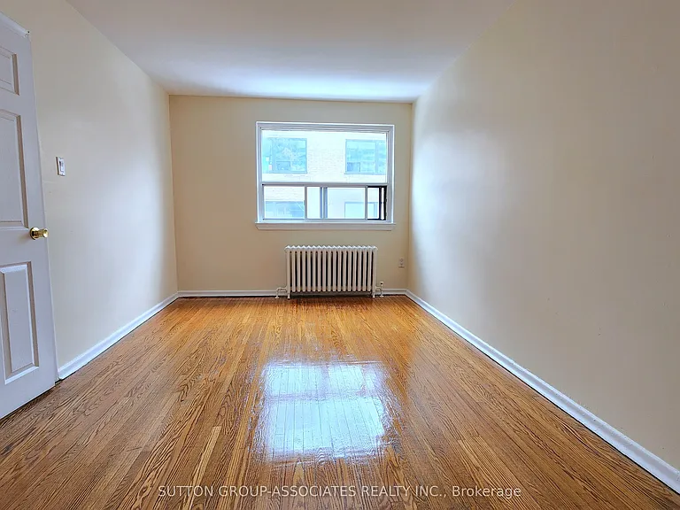 1 Greenbrook Dr #304 — Photo 15