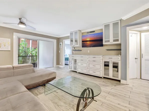 630 Tennis Club Drive #108, Fort Lauderdale, FL 33311