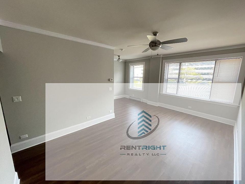 1st image of 817 W Lakeside Pl #210