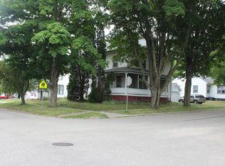 18344 Roper Rd, Darlington, WI 53586