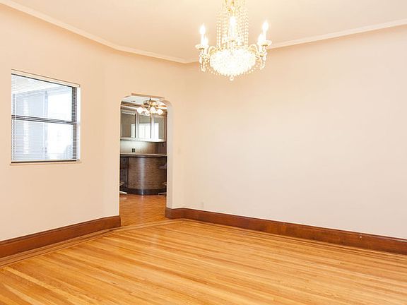 3rd image of 82 S Hill Blvd