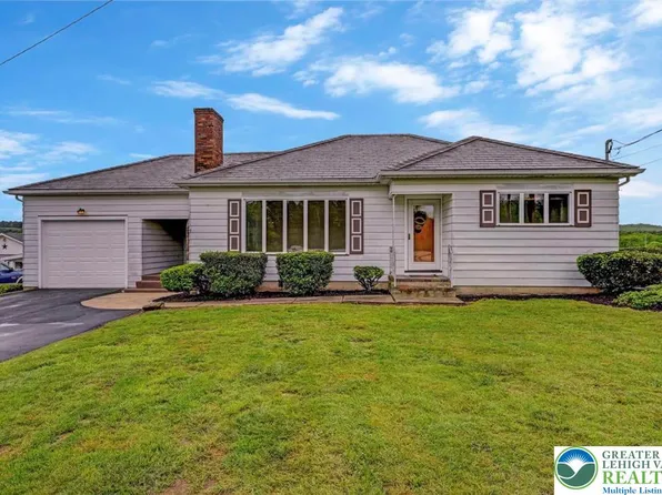 466 Beltzville Dr, Kunkletown, PA 18058