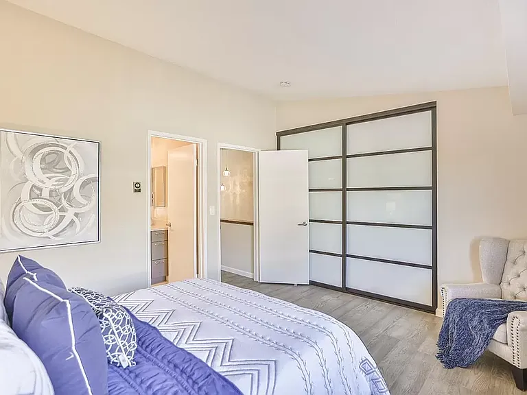 6949 Chantel Ct — Photo 9