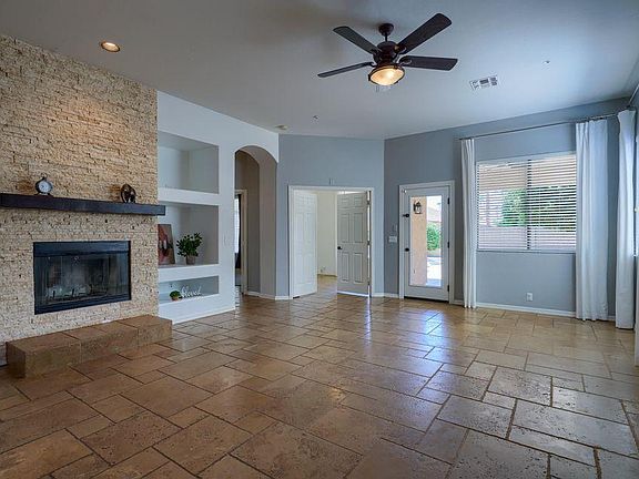 4th image of 8885 E Sharon Dr
