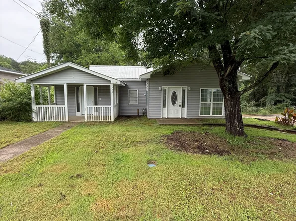 335 1st Ave NW, Graysville, AL 35073