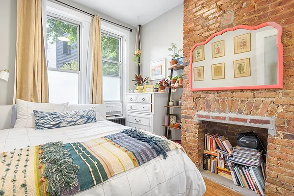 Rented by Corcoran | media 16