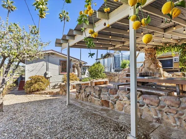 4544 Nebo Dr, La Mesa, CA 91941