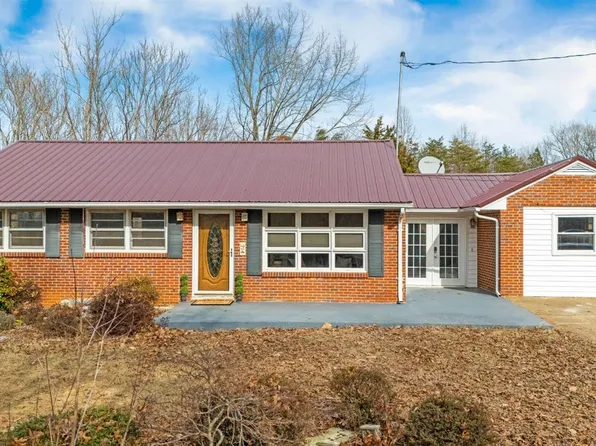 214 Ridge St, Hurt, VA 24563