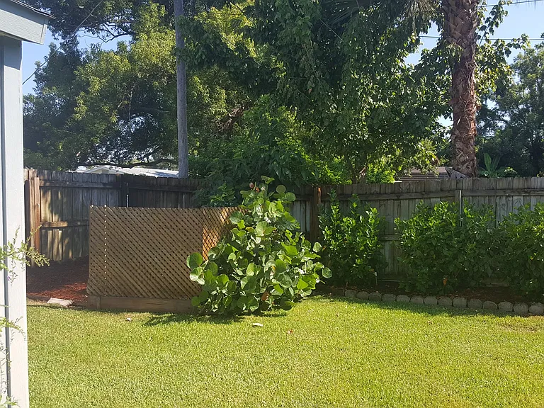 624 Sherman Rd — Photo 4