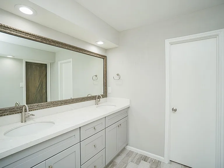22418 Goldstone Dr — Photo 17