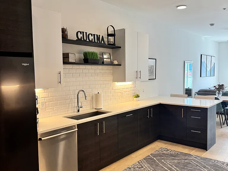 2530 Lawrence St #206 — Photo 2