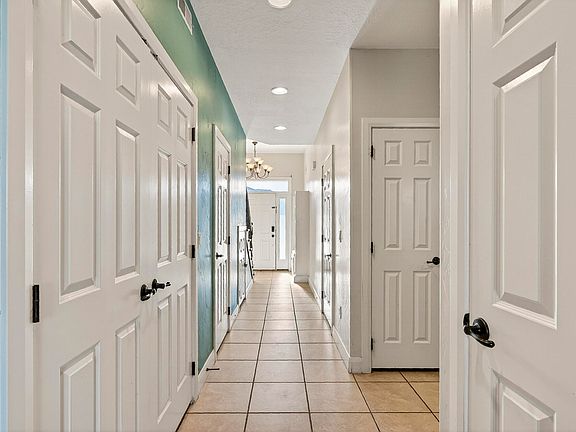3rd image of 1295 N Cedar Blvd Unit 14