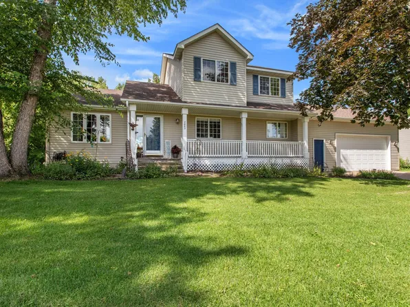 7049 Cottonwood Ct, Centerville, MN 55038