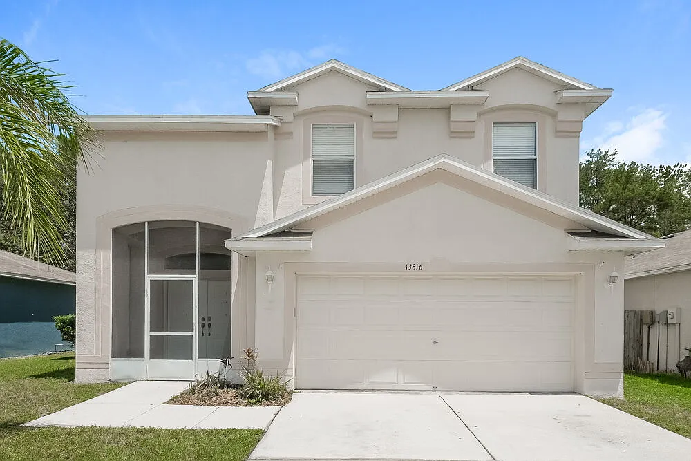 4 bed, 2.5 bath, 2146 sqft, $2,335 — Photo 1