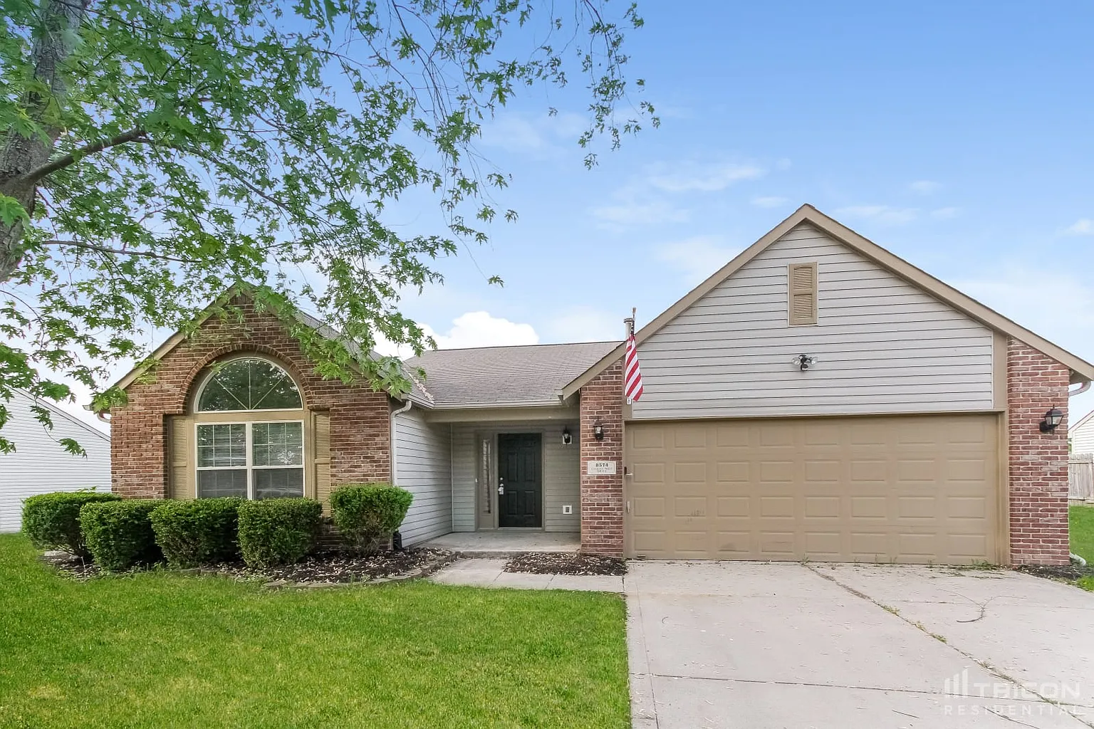 8574 Eagles Nest Dr photo 1