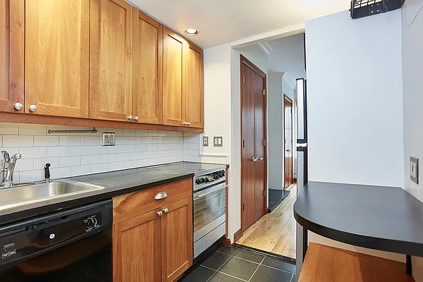 Rented by Compass | media 2