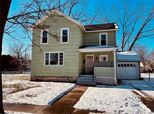 35 Sheridan St, Auburn, NY 13021