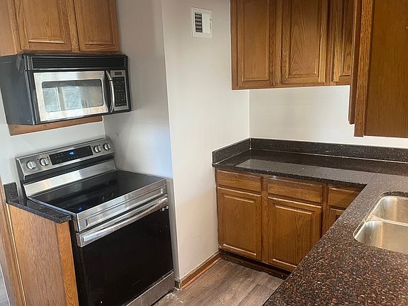 4th image of 6526 Cavalier Dr