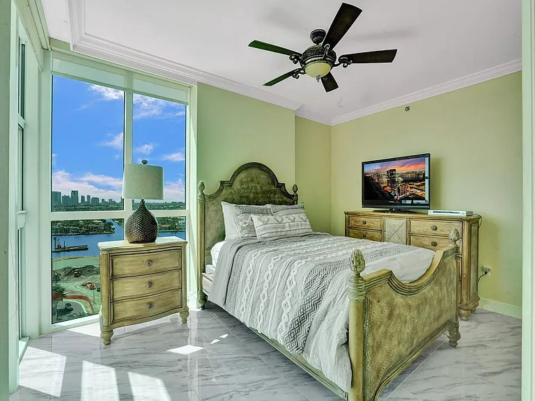 101 S Fort Lauderdale Beach Blvd #1606 — Photo 34