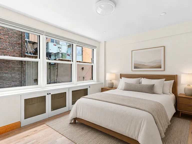 141 E 55th St #2H — Photo 5
