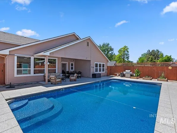 9740 W Shields Ave, Boise, ID 83714
