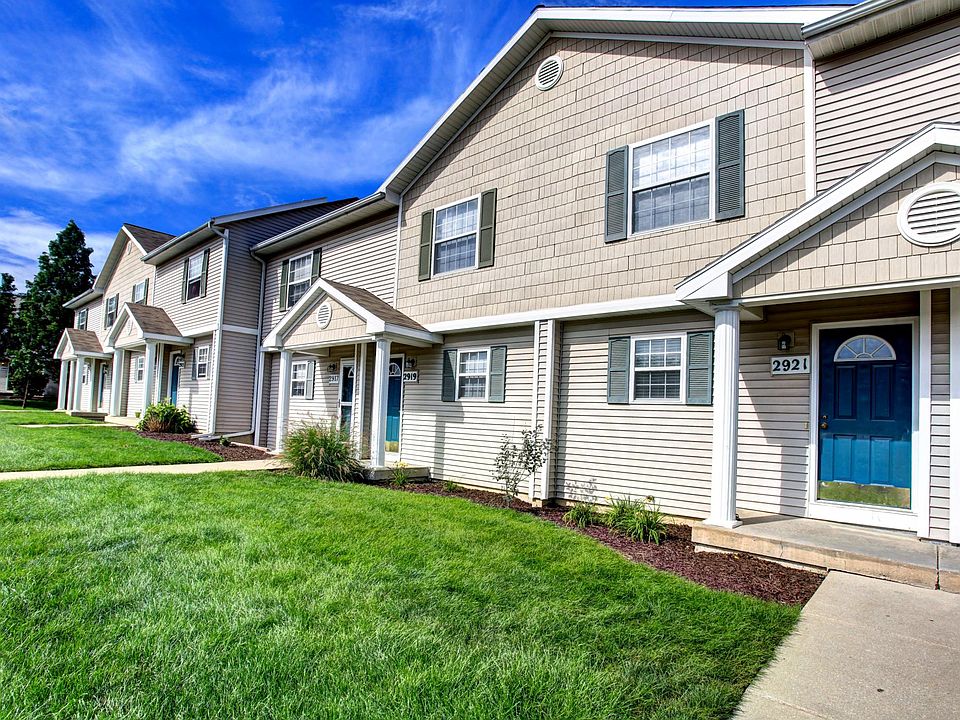 1st image of 2923 Highbrook Cir