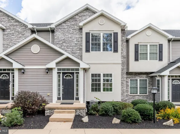 688B Oakwood Ave, State College, PA 16803