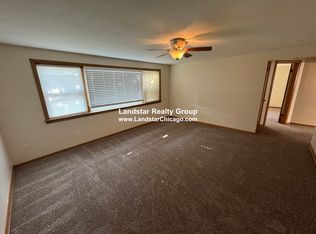 4752 N Menard Ave APT 1S, Chicago, IL 60630