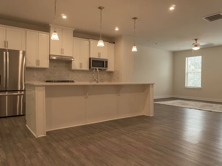 8 Questover Dr — Photo 10