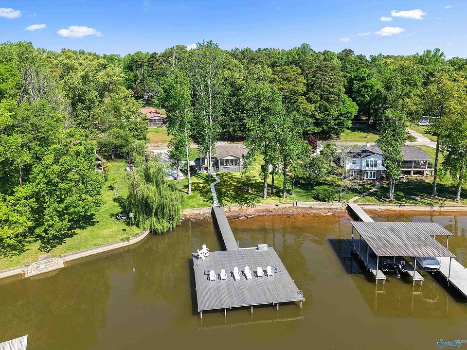 1st image of 290 Elk River Shores Dr