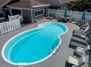 24 Trenton Ave, Point Pleasant Beach, NJ 08742