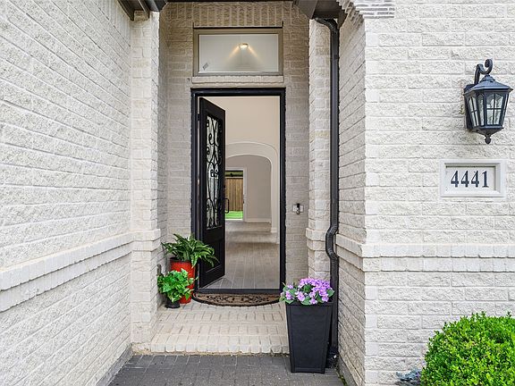 3rd image of 4441 Cotton Belt Ln