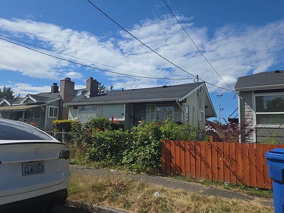 2nd image of 3814 S Angel Pl