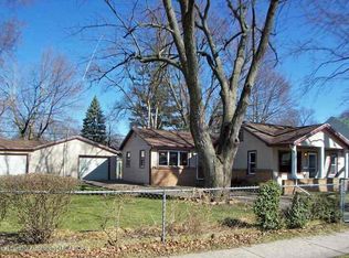737 Fenton St, Lansing, MI 48910
