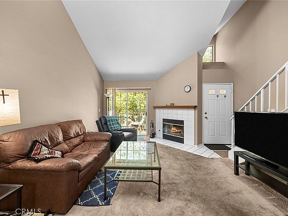 5th image of 24153 Del Monte Dr Unit 354