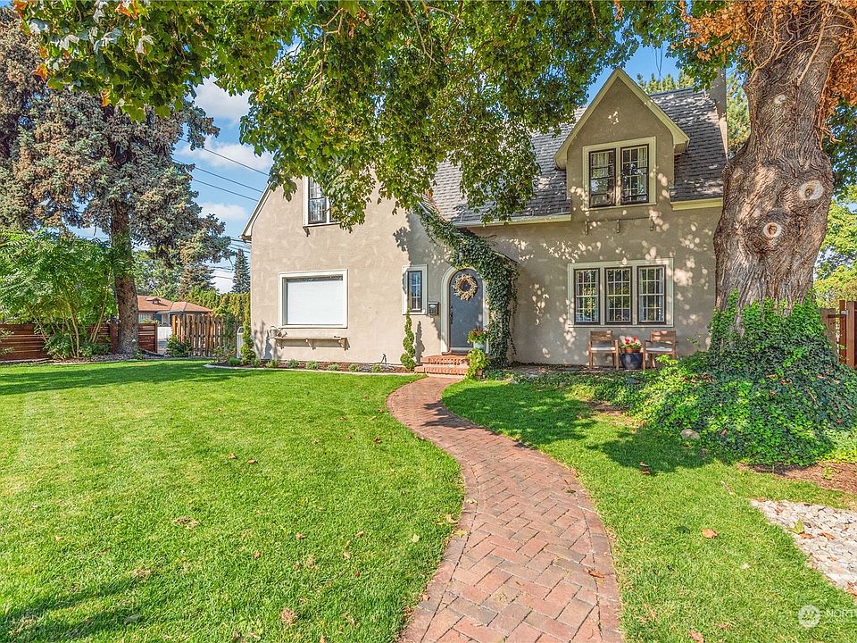 920 1st Street, Wenatchee, WA 98801 Zillow