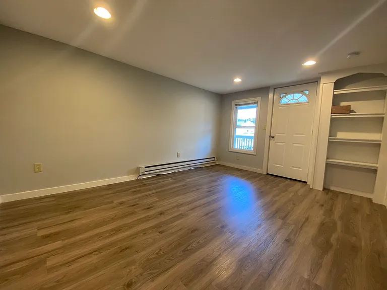 66 Lyman St — Photo 15